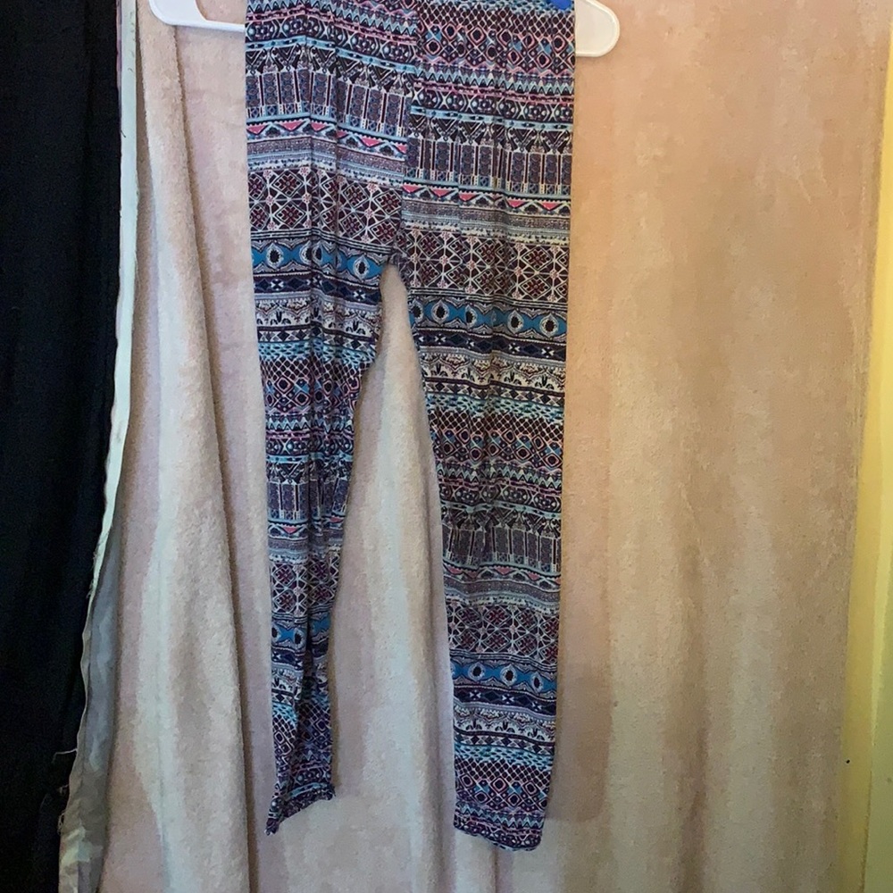 Patterned girls leggings Size 10-12